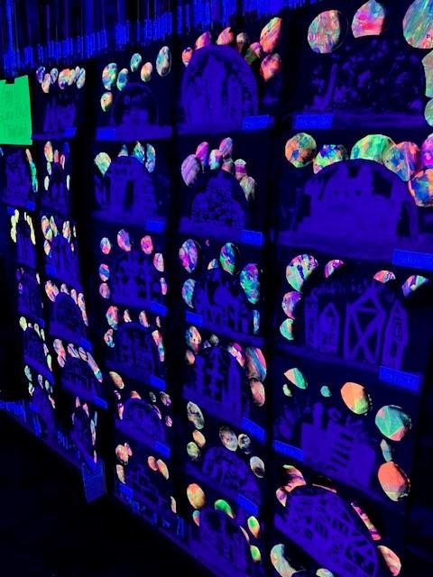 Glow Show 2025 - Space Cities